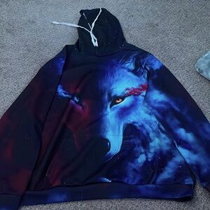 Spilt wolf sweatshirt